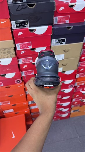 Nike Air Max Pulse Roam Features and Benefits