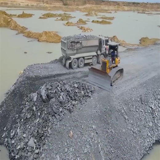 Construction of New Roads Operating Skills of Driving a Bulldozer Pushing Rocks Are Awesome | Bulldozer Hub