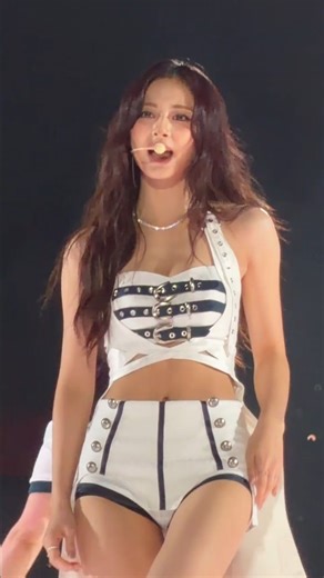 ᴄʜᴏᴜ ᴛᴢᴜ-ʏᴜ (周子瑜/저우쯔위) | This is TZU #tzuyu #쯔위 #子瑜 #周子瑜 #choutzuyu #twicetzuyu #tzuyutwice | Instagram