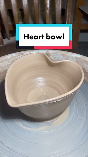 Reply to @.contactdixie Your 2nd @ owes you clay 🧐 #learnontiktok #tiktokpartner #pottery #ceramics #artmas #holidaycrafts #creative #arttiktok