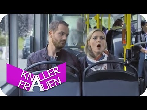 Husten-Attacke im Bus [subtitled] | Knallerfrauen mit Martina Hill