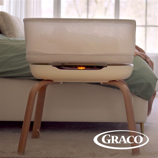 The future of soothing is here! Our new bassinet hears baby cry and automatically responds with soothing sounds and motion. | Graco Children's Products
