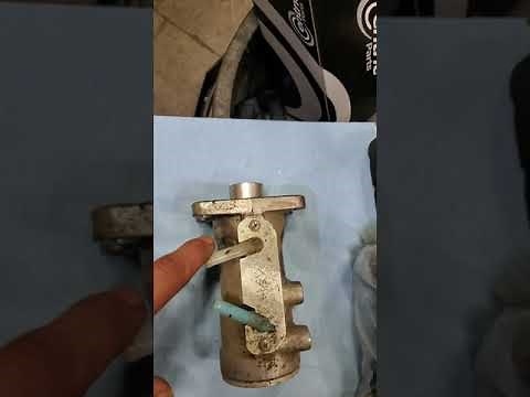 Isuzu npr hd brake master cylinder