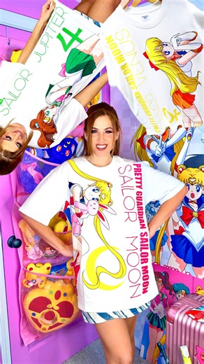 ✨ BROOKE ✨ Living with all my fandoms on Instagram: "Sailor Moon Store original t-shirts available at the flagship SM store in Harajuku & the petite location in Nagoya while supplies last💕 Size: F (free size, one size) I’m 5 ft 6 in around 140 pounds Hope this helps!! #sailormoon #sailormoonshirt #sailormoontshirt #animetshirt #sailormoonstore #tryon"