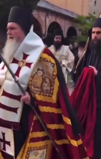 Παναγία μας χάρησε μας φώτιση και μετάνοια να ζούμε και να μιμηθούμε τους Αγίου μας