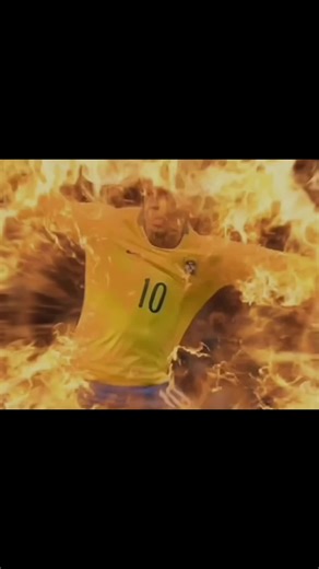 Did you need a mosaic on the photo? 🤙🏻😝 #viral #fyp #ronaldinho #pool #brasil🇧🇷 #footballedit #football