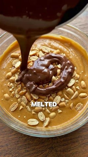 High-Protein Reese’s Yogurt Cups (Healthy Swap) 🍫🥜 #chocolate #recipe #dessert #viral #easyrecipes