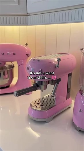 Smeg Kitchen and Le Creuset Patisserie Inspirations