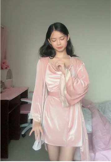 Stylish Sleepwear for Women: Pajama Trends You’ll Love