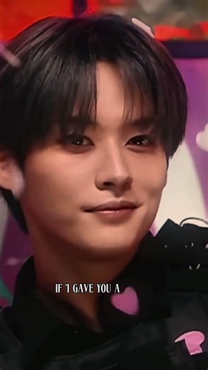 Hyunjin and felix version are already posted, check out! (who next?) #straykids #leeknow #리노우 #edit