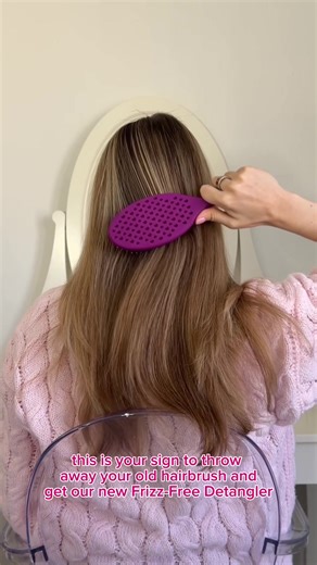 It’s time to give your hairbrush an upgrade and brush away frizz ✨ Here’s why our Frizz-Free Detangler will be your new best friend: 🩷 Patent-pending ionic infusion technology fights frizz and static 🩷 Ultrasoft IntelliFlex® bristles reduce breakage up to 55% 🩷 Smooths and polishes hair for a sleek finish, tackling weather related & environmental hair challenges