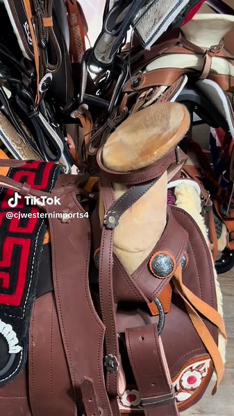 CJ Western Import (@cjwesternimports4)’s videos with Se Les Pelo El Ranchero - La Receta