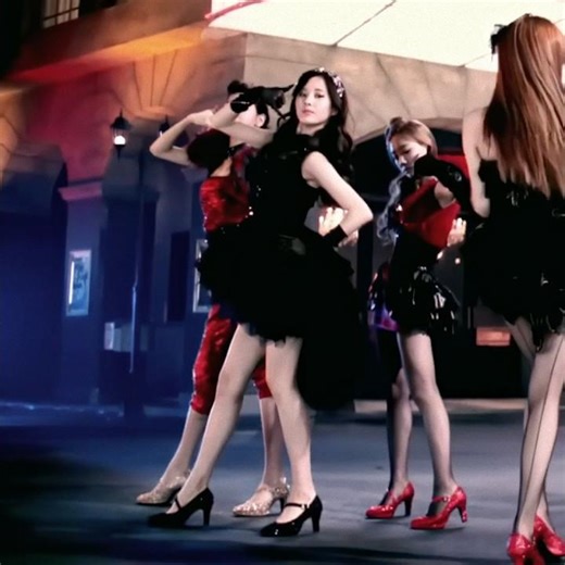 ౨ৎ seohyun in paparazzi mv 📸 | #서현 #seohyun