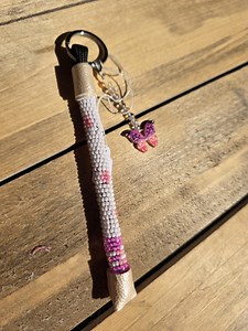 Pink Flower and Butterfly Keychain, Pink Flower and Butterfly Beaded Keychain, Handmade Beaded Lace Key Fob, Feminine Boho Keychain Gift - Etsy