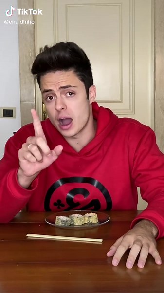 Como Comer Usando Hashi da Forma Correta!