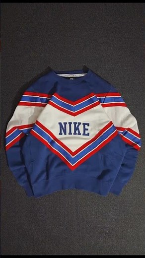 Nike SweatShirt | 90's Vintage | Nelli Thrift