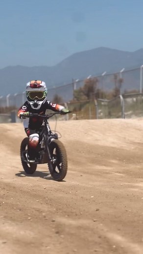 Unboxing the new 16eDRIVE ELITE ⚡️ The most capable 16 inch electric balance bike ever created. | STACYC