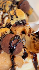 1M views · 1.4K reactions | ¡Bits-Box Brookie a 2x1 todos los días de Junio hasta agotar stock! La combinación perfecta de una galleta recién horneada y un brownie súper húmedo ahora en tu formato favorito✨勺Disponible en todas nuestras sucursales o haz tu pedido por nuestra Tienda Virtual:https://bitsandcream.com/ #bitsandcream #bolivia #brookie #bitslovers #bitsbox | Bits & Cream | Facebook