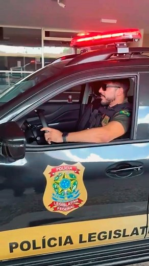 Polícia Legislativa Federal - PLF CD on Instagram: "Como vocês sabem, o concurso para a Polícia Legislativa Federal da Câmara dos Deputados foi recentemente autorizado pela Mesa Diretora da CD. Avançamos! Ainda não temos todas as respostas, mas algumas informações já podem ser compartilhadas: 1. Atualmente, há cerca de 50 cargos vagos para a PLF CD. 2. O curso de formação será uma etapa obrigatória do concurso, realizada antes da nomeação e posse. 3. A lotação dos aprovados será exclusivamente e