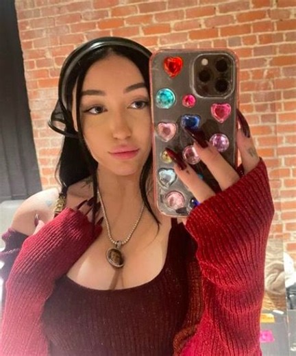 Noah Cyrus | Song Association