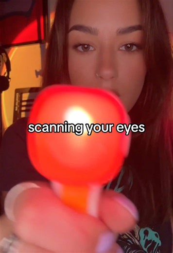 Escaneo de ojos ASMR: Relajación profunda