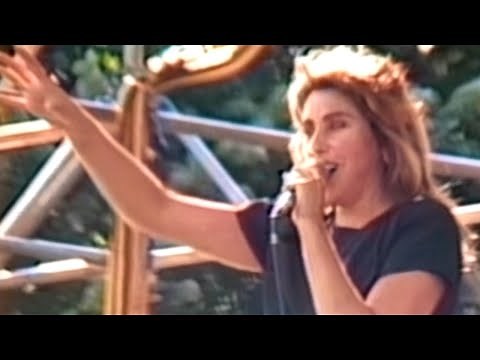 Laura Branigan - Gloria - WPLJ Queens Festival (1990)