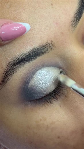 Half Cut Crease Eye Makeup Tutorial for Glam Looks