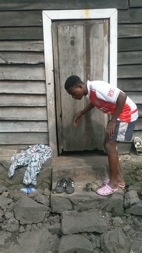 la nourriture de kasongo yéyé 🤣😂🤣😂 #funny #13million #youtubeshorts #comedy