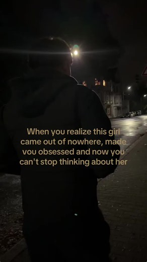 ASI (@br4ve_asi)’s video of girl from nowhere