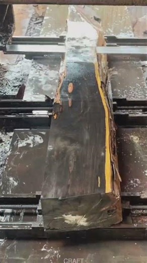 Precious Wood Cutting Process: Precision & Material Preservation