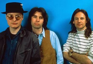 XTC–A Band Retrospective • WithGuitars