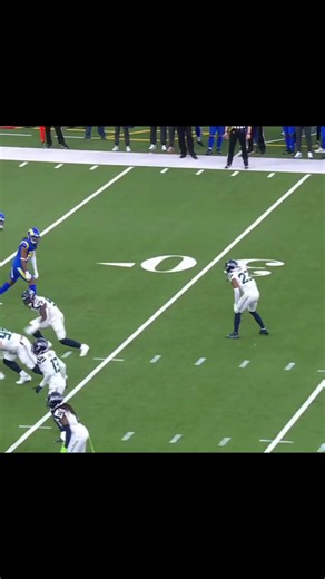 Mastering Route Running Techniques in NFL Football
