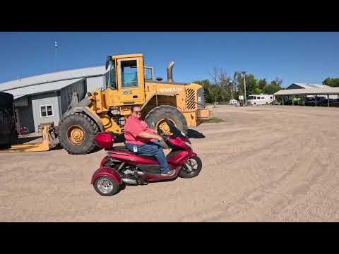 2014 Huzhou Daixi Icebear trike Scooter trike- runs great! coming soon to eBay