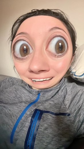 The alien has some thoughts on the pope. #comedy #jdvance #pope #popefrancis #alien #aliens #ufo #jennyzigrino | Comedian Jenny Zigrino