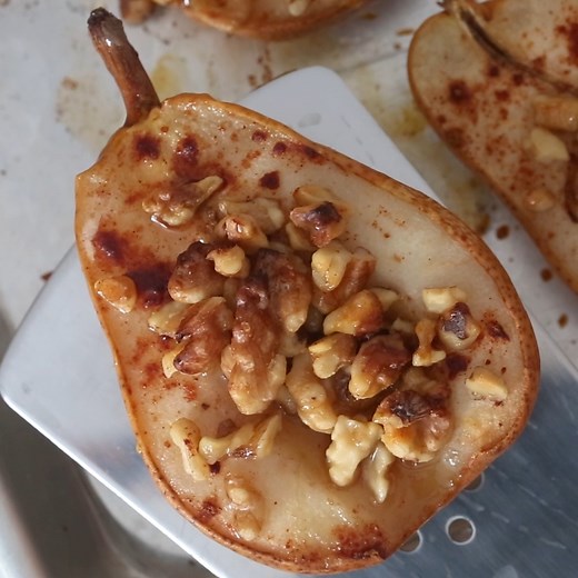 Baked Pears with just (4) Ingredients! This EASY dish made with honey, walnuts and cinnamon is perfect for breakfast or dessert! https://www.skinnytaste.com/baked-pears-with-walnuts-and-honey/ | Skinnytaste