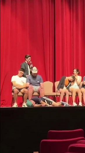 Hypnotizing them one by one 👀