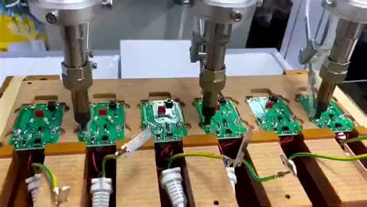 New Condition Automatic LED Strip Light Spot Welding Machine for PCB Circuit Board Soldering Machine