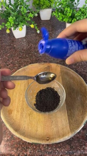 DIY Natural black hair dye at home #youtubeshorts #homemade #hairdye #tumerictealeaves #naturalcare