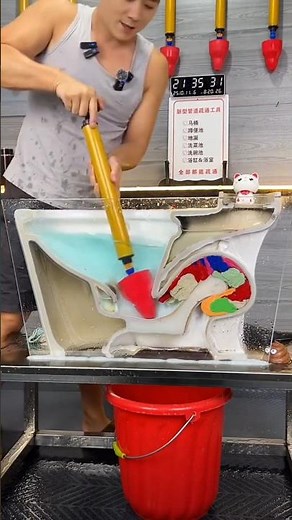 How to remove debris stuck in the toilet