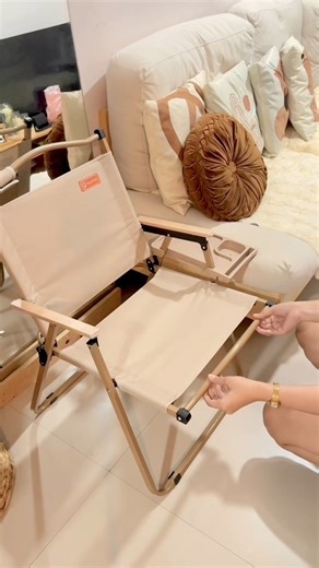 58K views · 537 reactions | upgraded version na camping chair | may mini table at organizer na sya at madali lang din iset up #CampingChair #camping #CampingEssentials #aesthetic | Rosielyn E. Mariano | Facebook