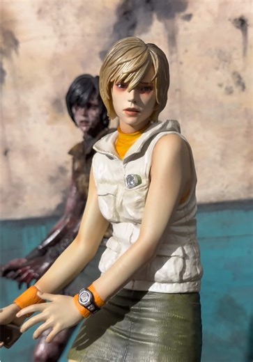 Proud to showcase my custom gecco memory of alessa this was an incredible and fun project I’m so happy with how she came out cat wait to show off what I add to my collection next! #silenthill #figures #figurecollection #fyp #silenthill2
