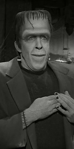 A Munsters Singalong 🎶 | The Munsters #shorts