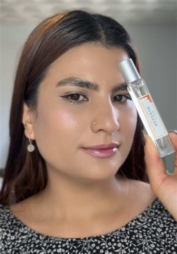 If you like warm, creamy scents but don’t want anything overpowering, this is really nice. Caramel Swirl feels soft and cozy with a gentle sweetness that sits close to the skin and wears beautifully all day. @Clean Reserve #CleanReserve #CaramelSwirl #CleanReserveFragrance #GourmandPerfume #SoftSweet