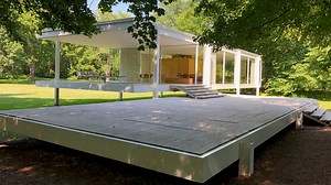 Revisiting Farnsworth House, a Masterpiece of Modern Architecture