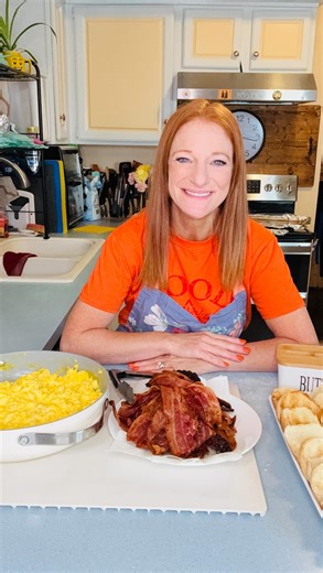 Dougherty Dozen on Instagram: "🧡MORNING ROUTINE FOR 9 KIDS🧡 Happy Tuesday! Go Crush Today! Breakfast: -Cheesy Scrambled Eggs -Bacon -Toast -Cantaloupe Lunch: -Sandwich -Chips -Applesauce -Carrots -Cheesestick -Oreos -Capri Sun Dinner: -Chicken Fajitas -Chips & Salsa Bon Appetit! We hope you have an AMAZING Day! 🧡You Are Strong 🧡You Are Beautiful 🧡You Are Loved 🧡You Belong 🧡And I Am So Proud Of You *Full Length Video on Our Y T Channel Dougherty Dozen #DoughertyDozen #MorningRoutine #MealP