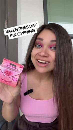 Unboxing Disney's Happy Valentine's Day Pin Set