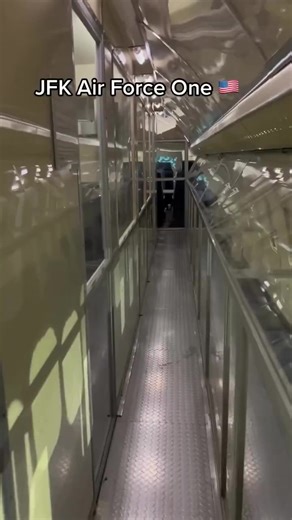 Here's a One-Minute Look Inside JFK's Air Force One