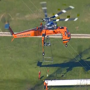 Skycrane Erickson Antenna Lift | Magic Ocean