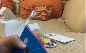 【魔方开箱】GAN pyraminx M开箱