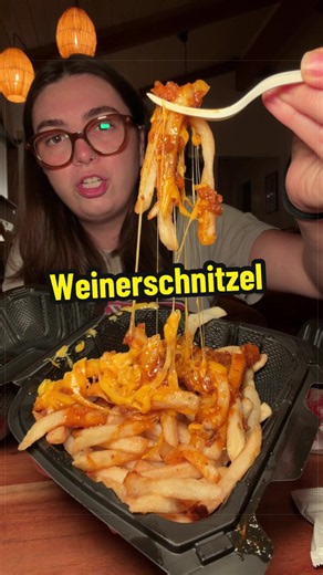 Wienerschnitzel review: best poppers, chili cheese fries, and desserts